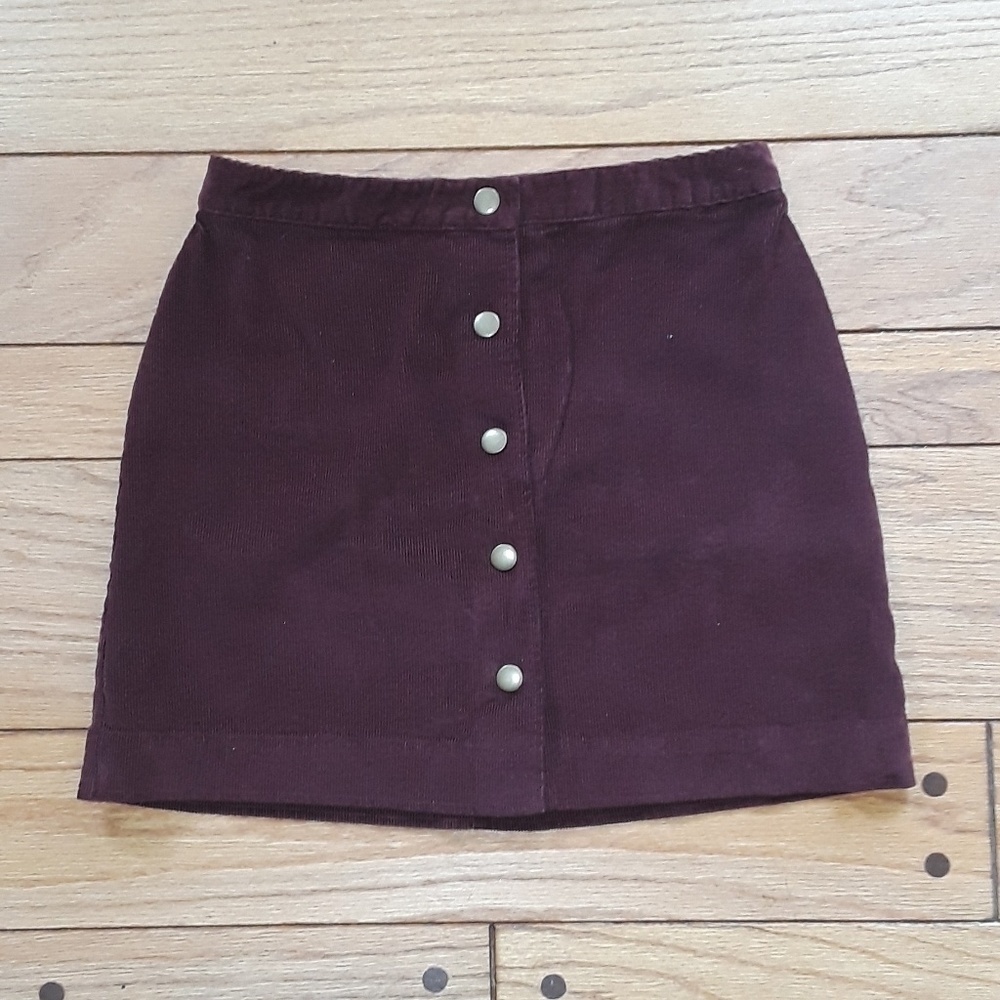 Corduroy button skirt - Picture 1 of 4
